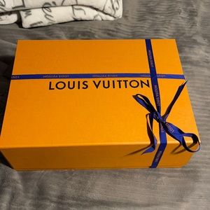 Louis Vuitton box with blue ribbon (Authentic)
